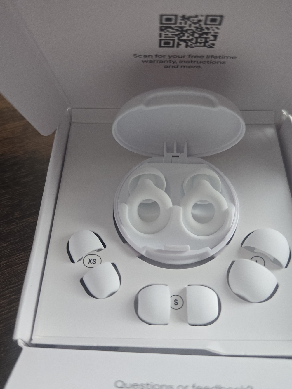 White Earbud Silicone Tip & Wing Set